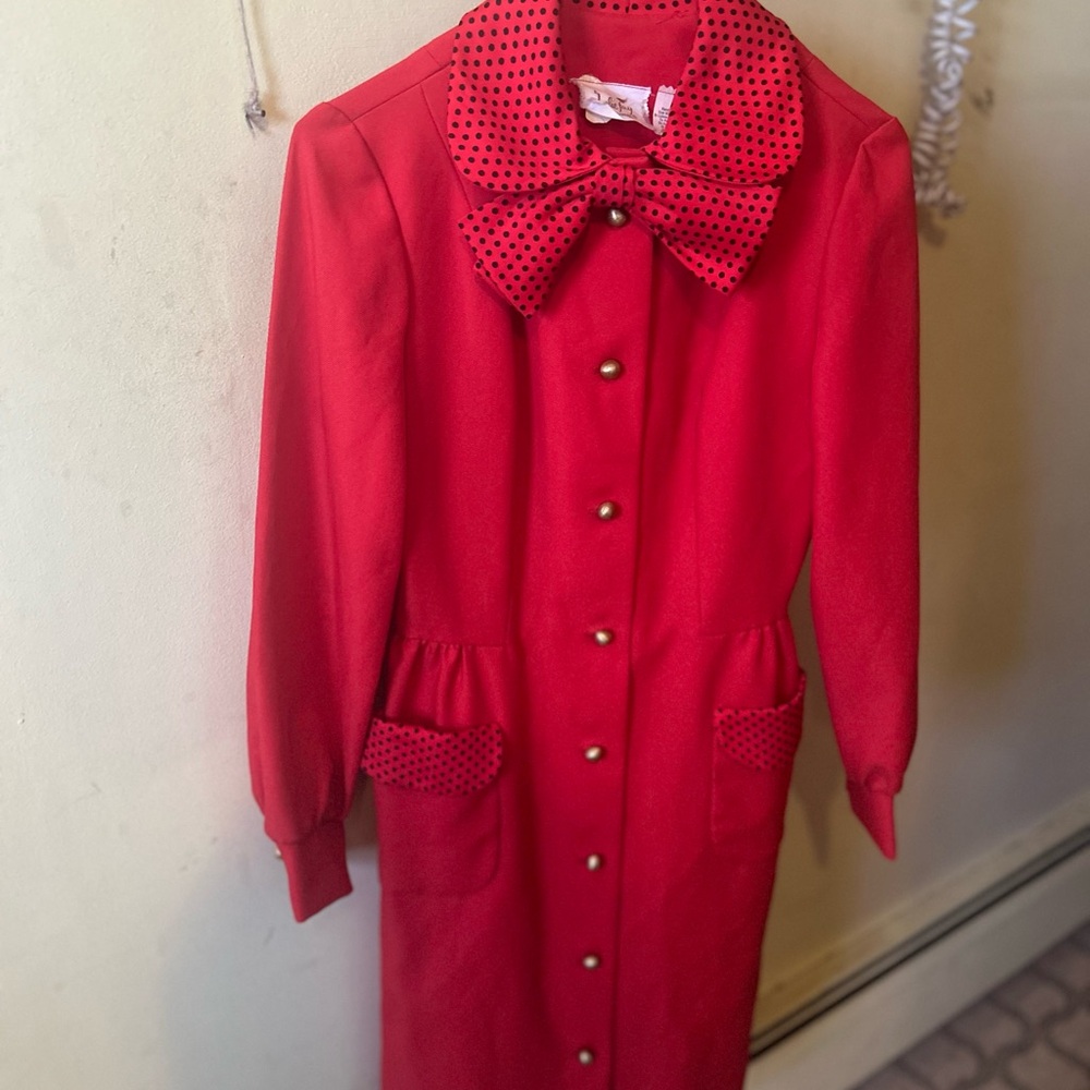 Elegant Red Long-Sleeve Dress